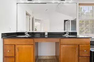 22561 Howardsville Woods Ct, Ashburn, VA 20148 - Photo 31