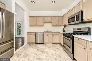 46600 Ellicott Square, Sterling, VA 20165 - Photo 13