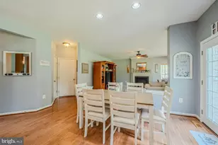 44226 Mohave Dr, Ashburn, VA 20147 - Photo 9