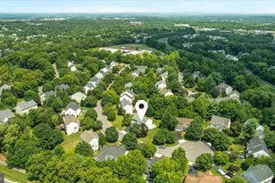 21614 Goodwin Ct, Ashburn, VA 20148 - Photo 11