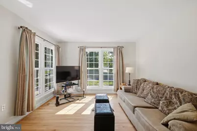 20896 Fowlers Mill Circle, Ashburn, VA 20147 - Photo 11