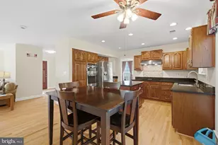 20896 Fowlers Mill Cir, Ashburn, VA 20147 - Photo 15