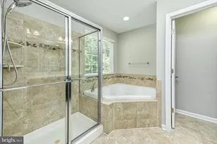 23253 Tradewind Dr, Ashburn, VA 20148 - Photo 21