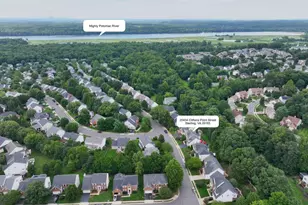 20434 Cliftons Point St, Sterling, VA 20165 - Photo 15