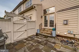24909 Pinebrook Rd, Chantilly, VA 20152 - Photo 33