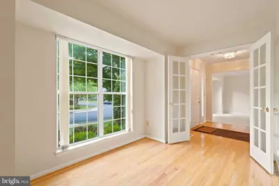 219 Foxborough Drive SW, Leesburg, VA 20175 - Photo 5