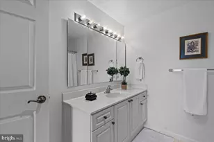 19365 Cypress Ridge Terrace, Leesburg, VA 20176 - Photo 27