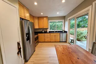 113 Newbury Pl, Sterling, VA 20164 - Photo 7