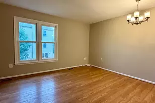 1003 Marsden Ct, Sterling, VA 20164 - Photo 11