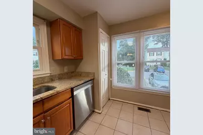 1003 Marsden Court, Sterling, VA 20164 - Photo 5