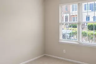 42845 Sykes Terrace, Chantilly, VA 20152 - Photo 5