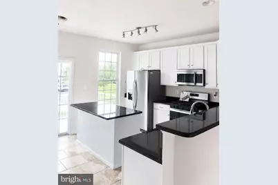 42845 Sykes Ter, Chantilly, VA 20152 - Photo 13