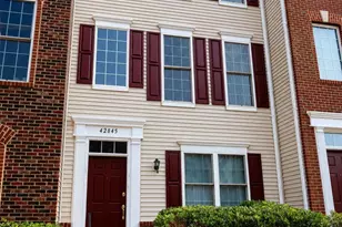 42845 Sykes Terrace, Chantilly, VA 20152 - Photo 3