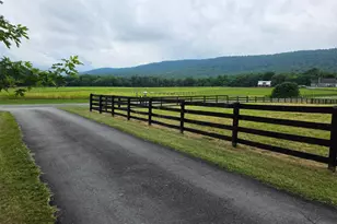 12051 Mountain Watch Ct, Lovettsville, VA 20180 - Photo 15