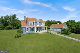 12179 Enfield Ln, Lovettsville, VA 20180 - Photo 1