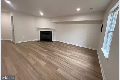 22905 Benson Terrace, Sterling, VA 20166 - Photo 5