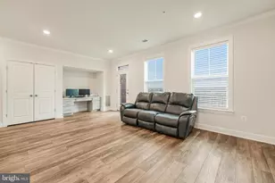 43453 Stonewood Crossing Ter, Ashburn, VA 20148 - Photo 15