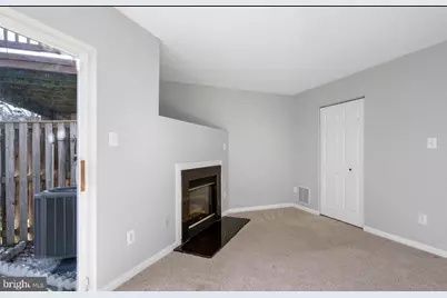 45461 Bluemont Junction Square, Sterling, VA 20164 - Photo 9