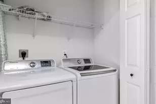 45461 Bluemont Junction Square, Sterling, VA 20164 - Photo 17