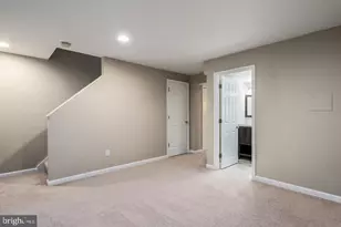 2 Quincy Ct, Sterling, VA 20165 - Photo 11