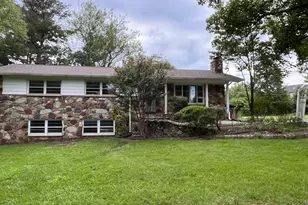 25339 Rainbow Ranch Ln, Chantilly, VA 20152 - Photo 1