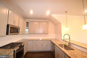 45091 Cappamore Terrace, Sterling, VA 20166 - Photo 19