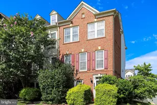 192 Flowering Dogwood Terr SE, Leesburg, VA 20175 - Photo 1