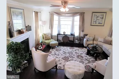 42581 Sunset Square, Ashburn, VA 20148 - Photo 3