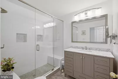 20586 Cornstalk Terrace #302, Ashburn, VA 20147 - Photo 13