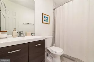 21226 Hedgerow Terrace, Ashburn, VA 20147 - Photo 25