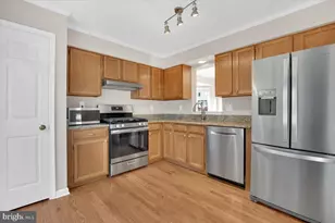 908 Smartts Ln NE, Leesburg, VA 20176 - Photo 3