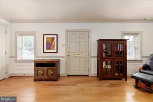 222 W Market Street W, Leesburg, VA 20176 - Photo 3