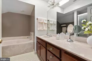 222 W Market Street W, Leesburg, VA 20176 - Photo 21