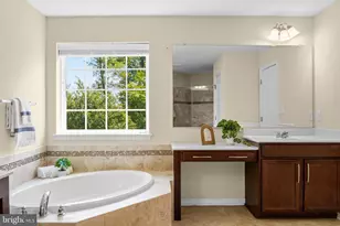 22800 Calderwood Ln, Brambleton, VA 20148 - Photo 31