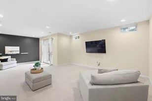 22800 Calderwood Ln, Brambleton, VA 20148 - Photo 41