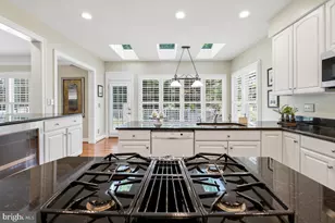 47557 Compton Cir, Potomac Falls, VA 20165 - Photo 13