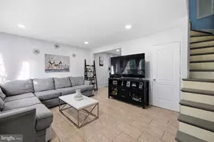130 N Duke Dr, Sterling, VA 20164 - Photo 3