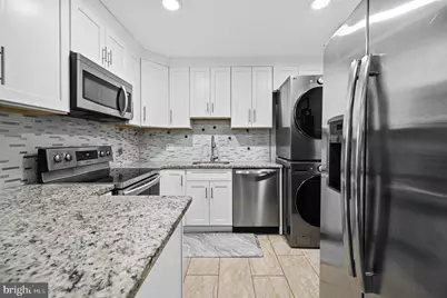 130 N Duke Drive, Sterling, VA 20164 - Photo 5