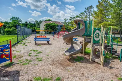 102 Prosperity Avenue SE #E, Leesburg, VA 20175 - Photo 23
