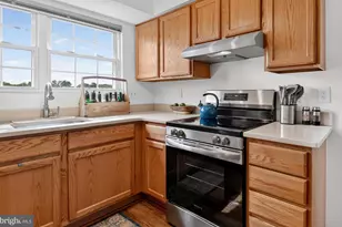 102 Prosperity Ave SE, Leesburg, VA 20175 - Photo 9