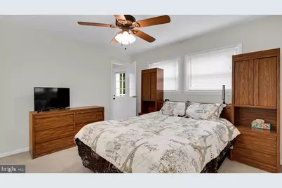 1115 S Dickenson Avenue, Sterling, VA 20164 - Photo 15