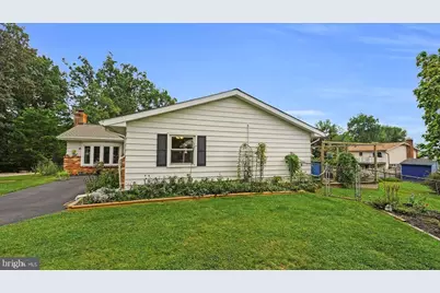 1115 S Dickenson Avenue, Sterling, VA 20164 - Photo 3