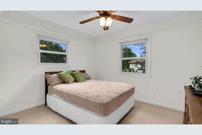1115 S Dickenson Avenue, Sterling, VA 20164 - Photo 17