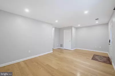 22952 Fleet Terrace, Sterling, VA 20166 - Photo 11