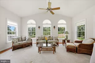 45539 Lakeside Dr, Sterling, VA 20165 - Photo 3