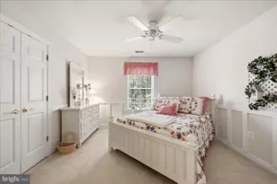 45539 Lakeside Dr, Sterling, VA 20165 - Photo 25