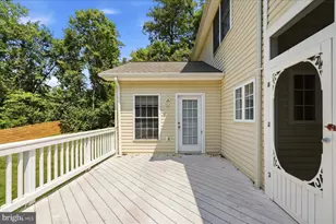 45539 Lakeside Dr, Sterling, VA 20165 - Photo 15