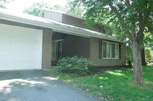 7 Biscayne Pl, Sterling, VA 20164 - Photo 1