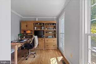 20612 Belwood Ct, Sterling, VA 20165 - Photo 27