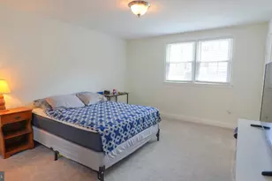 1018 Brixton Ct, Sterling, VA 20164 - Photo 7